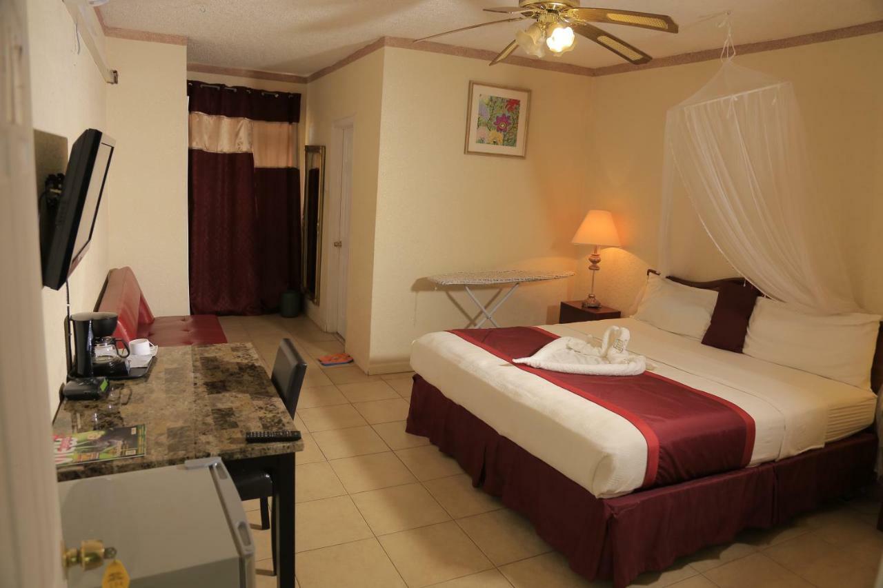 Executive Airport Hotel Entebbe Exterior photo